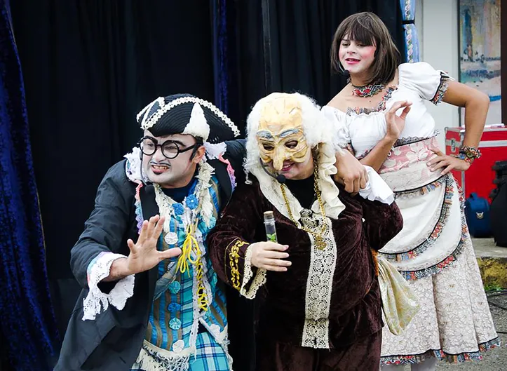 Espetáculo "A Farsa do Cuviteiro", do grupo Juká de Teatro, de Arneiroz/CE