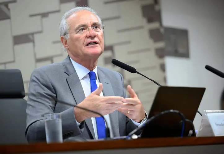 Renan tratou do caso Master ontem em reunião no Supremo