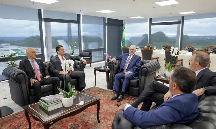 Imagem ilustrativa da imagem STF e Congresso vão criar regra de transição para ‘penduricalhos’