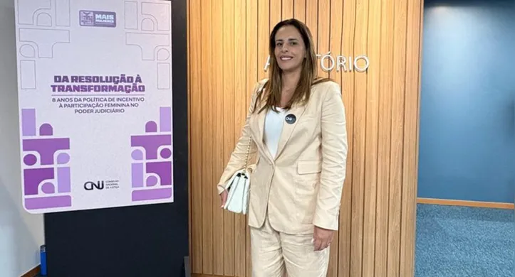 A servidora Marcele Florêncio representou o TRE no evento