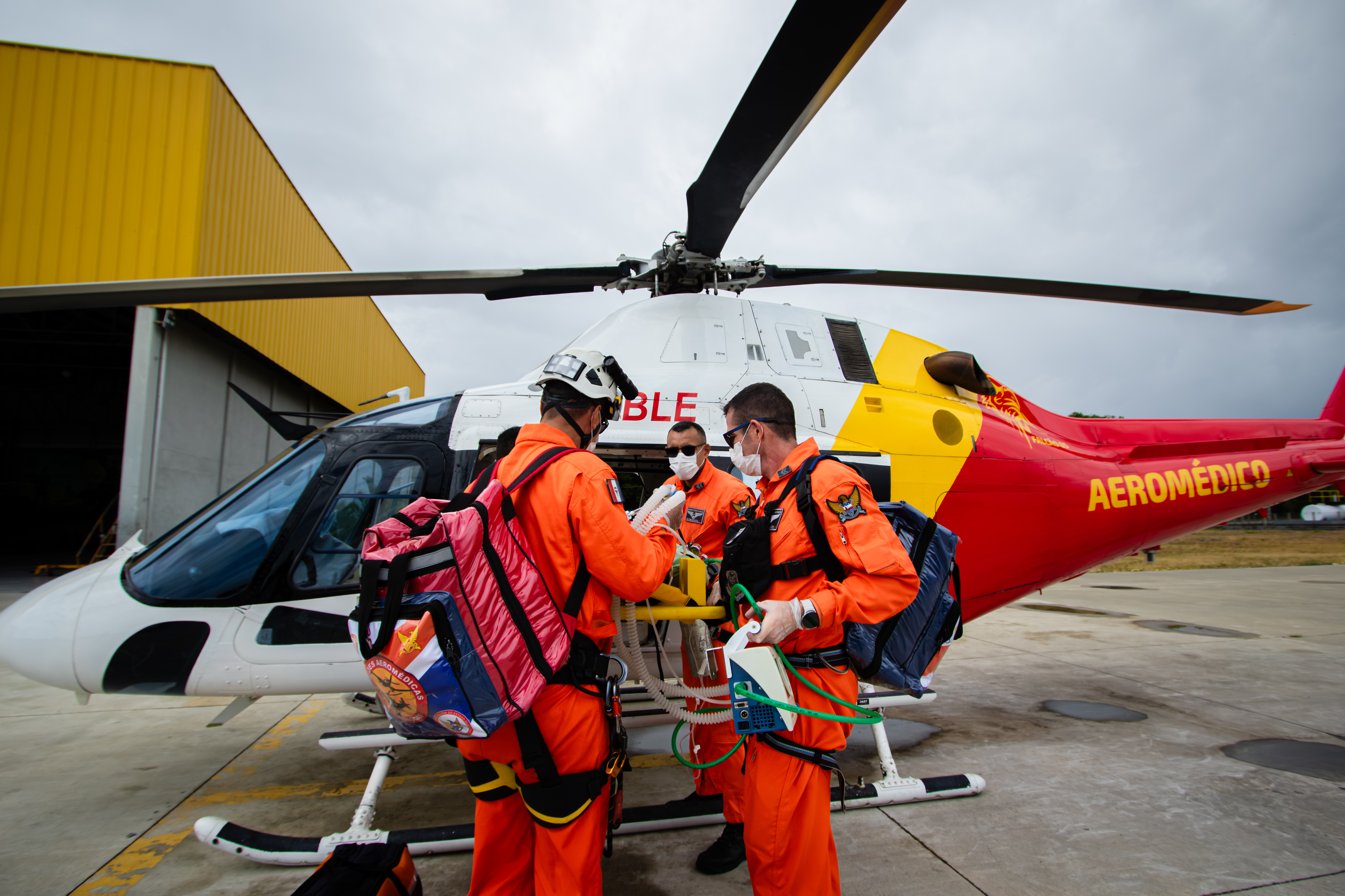 Com mais de 600 na fila, aeromédico se torna peça-chave nos transplantes em AL