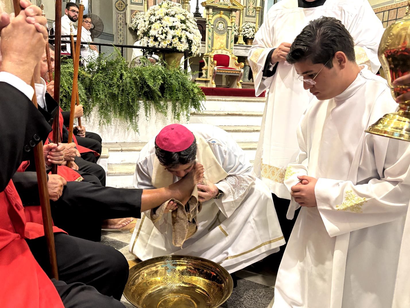Tríduo Pascal começa nesta quinta-feira com ritos na Catedral Metropolitana