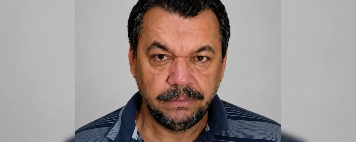 Policial com 30 anos de carreira é preso por morte de dois colegas dentro de viatura