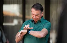 Bolsonaro deixa prisão domiciliar para realizar cirurgia no ombro