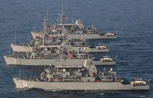 Irã e Trump anunciam abertura do Estreito de Ormuz durante cessar-fogo