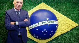 Ancelotti renova com a CBF e segue na Seleção até a Copa de 2030