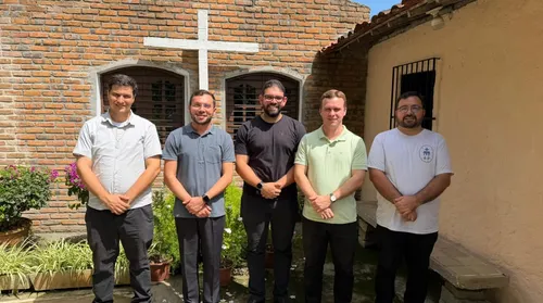 Arcebispo ordenará cinco seminaristas ao Diaconato - Imagem