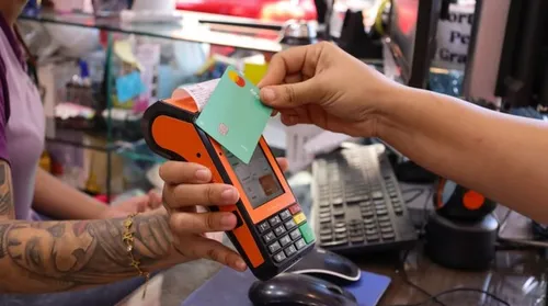 Banco Central: jovens têm inadimplência 50% superior à de adultos - Imagem