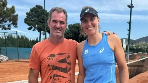 Bia Haddad inicia fase de testes com treinador espanhol - Imagem