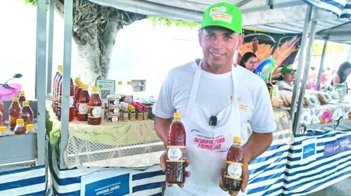 Coomepa lidera retomada da apicultura familiar em Pão de Açúcar - Imagem
