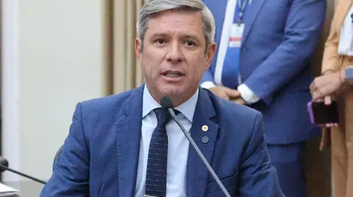Direita deve definir chapa unificada com JHC, Arthur Lira e Alfredo Gaspar - Imagem