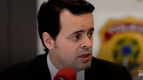 EUA expulsa delegado da PF que atuou na prisão de Ramagem - Imagem