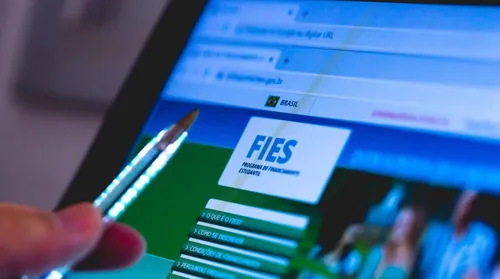 Estudantes alagoanos acumulam R$ 227 mi em dívidas com o Fies - Imagem