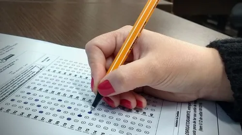 Maior concurso de AL já disponibiliza vagas para oito órgãos do Estado - Imagem