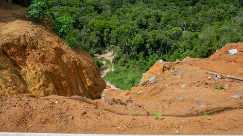 Mais duas voçorocas passam a ser monitoradas pela Defesa Civil em Rio Largo - Imagem