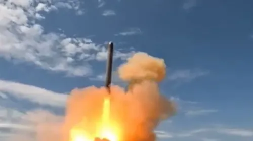 Rússia faz teste final de míssil que a Otan apelidou de ‘Satanás’ - Imagem