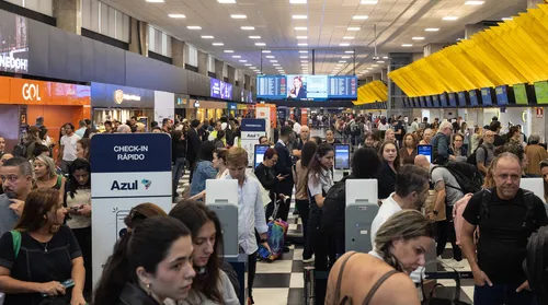 Suspeita de incêndio em SP cancela voos em aeroporto de Alagoas - Imagem