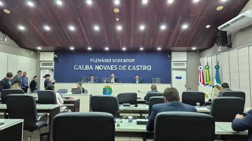 Trocas partidárias redesenham forças de bancadas na Câmara de Maceió - Imagem