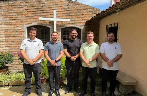 Arcebispo ordenará cinco seminaristas ao Diaconato