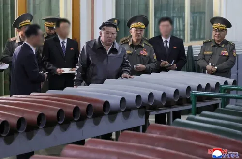 Coreia do Norte aumenta produção de munição e armas