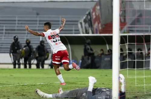 CRB vence o Sousa por 3 a 0, mas está eliminado da Copa NE