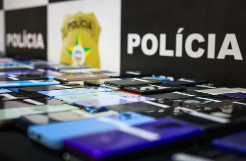 Perícia tem 1,1 mil dispositivos à espera de análise em Alagoas