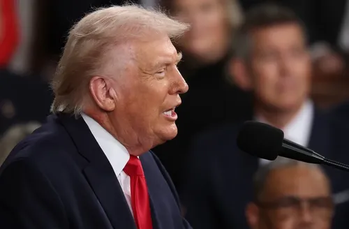 Trump adia ataque ao Irã a pedido de líderes do Oriente Médio