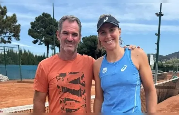 Bia Haddad inicia fase de testes com treinador espanhol