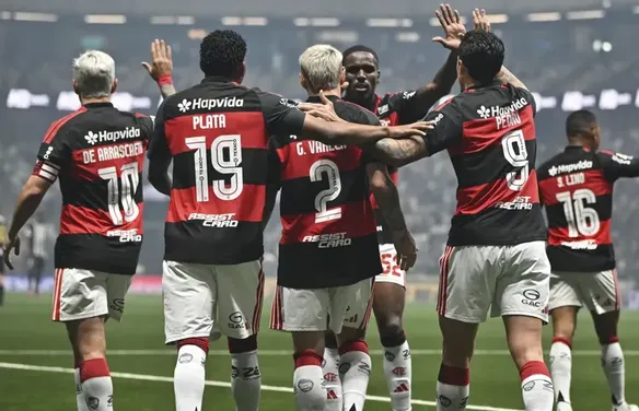 Brasileirão tem goleada do Flamengo sobre o Atlético-MG
