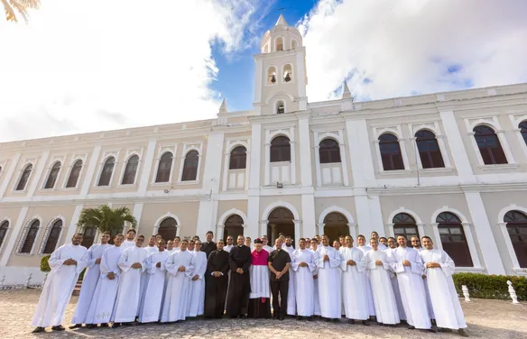 Da catequese ao altar: jovens trilham caminho para sacerdócio em Alagoas