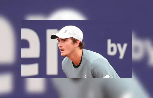 Fonseca despacha francês e avança às quartas em Munique