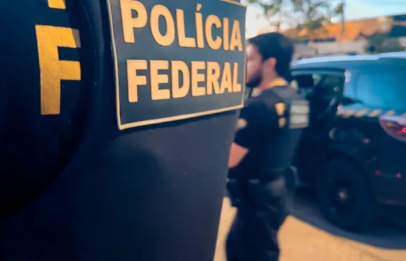 Operação da Polícia Federal investiga tráfico de drogas via Correios