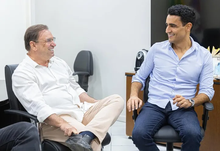 Prefeito Luciano Barbosa recebeu JHC esta semana em Arapiraca, mas não houve formalização de acordo para eleições deste ano
