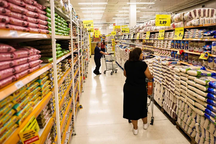 Custo dos alimentos influencia no avanço da inflação em abril