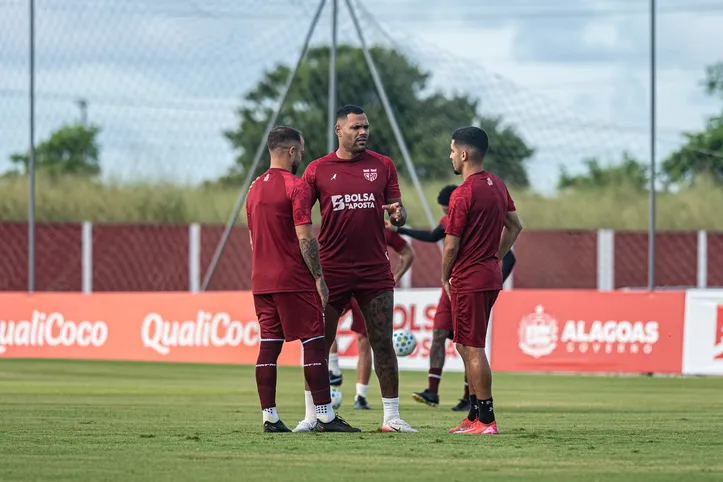 CRB vive um ótimo momento na Série B, com 3 vitórias seguidas