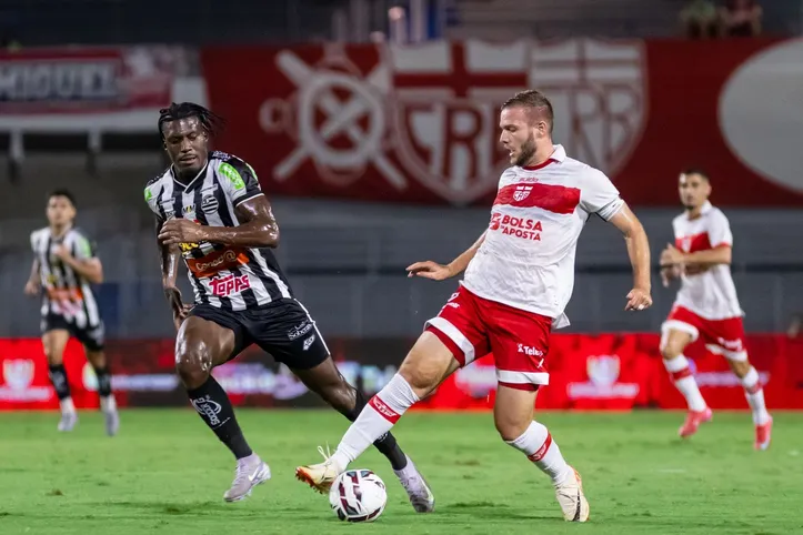 No último jogo entre as equipes, o Athletic venceu o CRB por 3 a 2