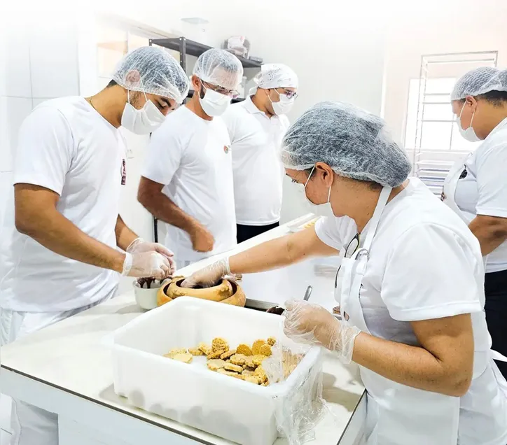 Biscoitos produzidos em União têm a própolis como diferencial