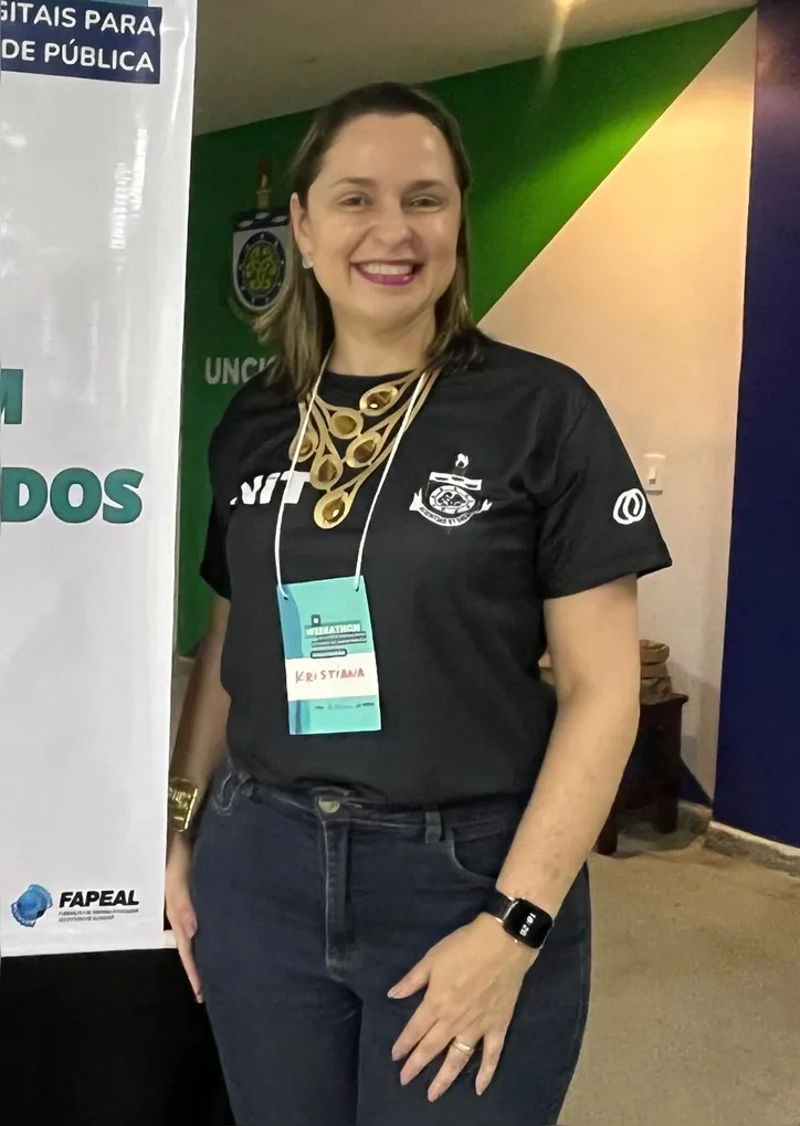 KRISTIANA CERQUEIRA MOUSINHO, coordenadora do Núcleo de Inovação Tecnológica da Uncisal, estará à frente do III Weekathon, maratona tecnológica com foco no desenvolvimento de soluções inovadoras voltadas aos desafios do SUS, de 26 a 28 de maio