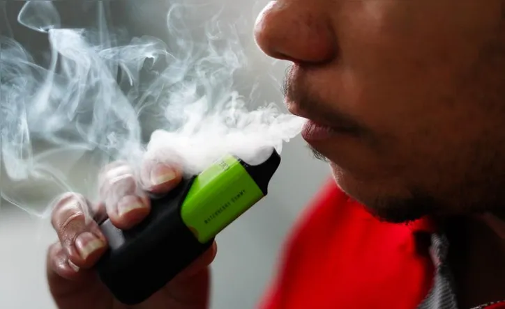 Imagem ilustrativa da imagem Escolas de Alagoas registram aumento no uso de cigarros eletrônicos entre adolescentes