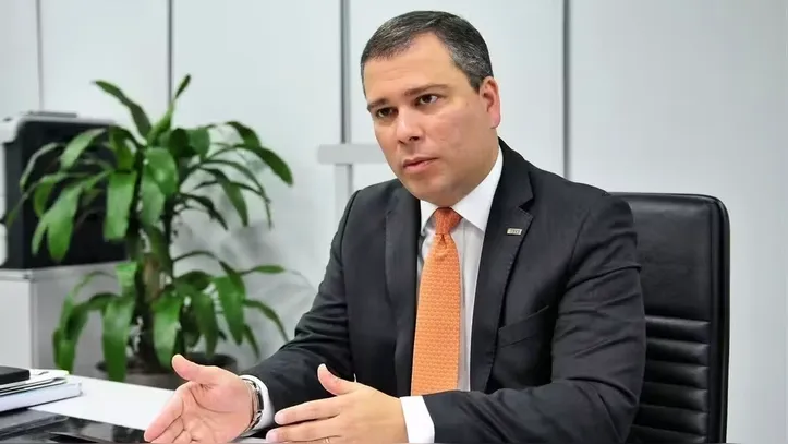 Imagem ilustrativa da imagem Ex-presidente do BRB pede saída da Papuda para encaminhar delação premiada