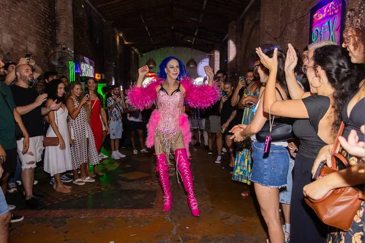 Considerado maior evento de arte drag do Nordeste, o festival terá apresentações distribuídas em blocos temáticos