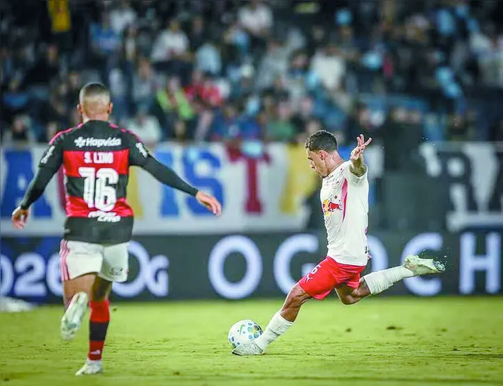 Bragantino vence o Flamengo por 3 a 0