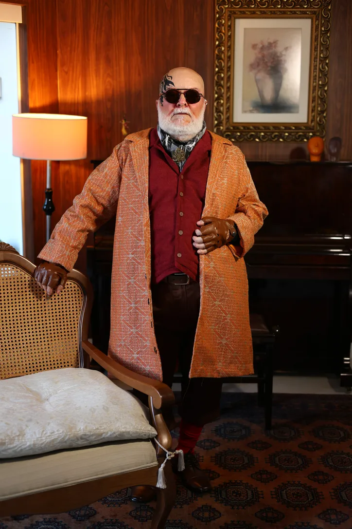 Peça "Você Fala Javanês?" fica em cartaz no Theatro Homerinho entre os dias 10 e 12 de abril, sempre às 19h