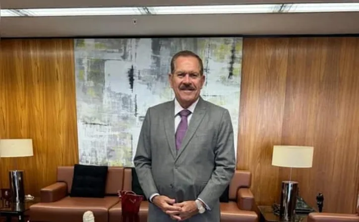 Humberto Martins recebe Colar do Mérito Judiciário em cerimônia do TRF6 em Belo Horizonte