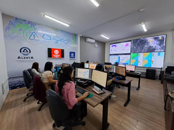 Imagem ilustrativa da imagem Inmet emite alerta de chuvas intensas para Maceió e cidades de Alagoas