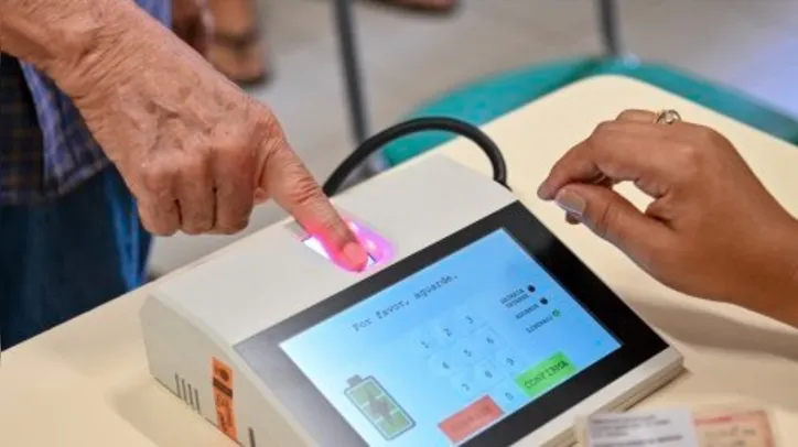 Biometria eleitoral pode ser feita até o dia 6 de maio