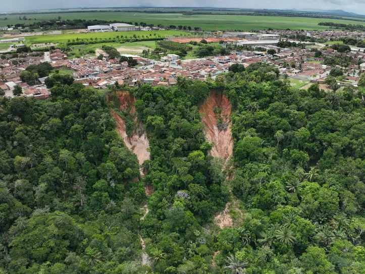Mais duas voçorocas passam a ser monitoradas pela Defesa Civil em Rio Largo