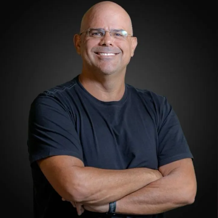 Publicitário e sócio-diretor da agência Labox, GUSTAVO MORENO celebra as conquistas com campanhas que movimentam o mercado da propaganda em Alagoas