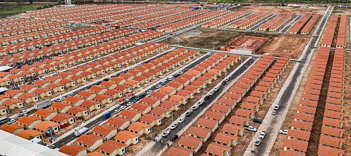 Somente em 2025, já foram entregues 7,3 mil moradias no Estado