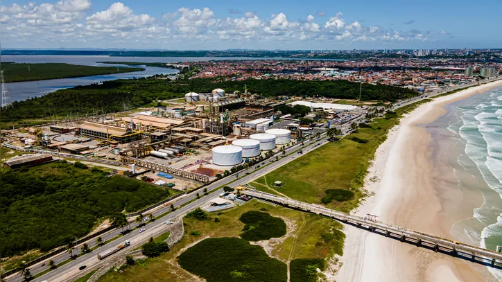 Acordo envolve transferência de 34,3% do capital da companhia